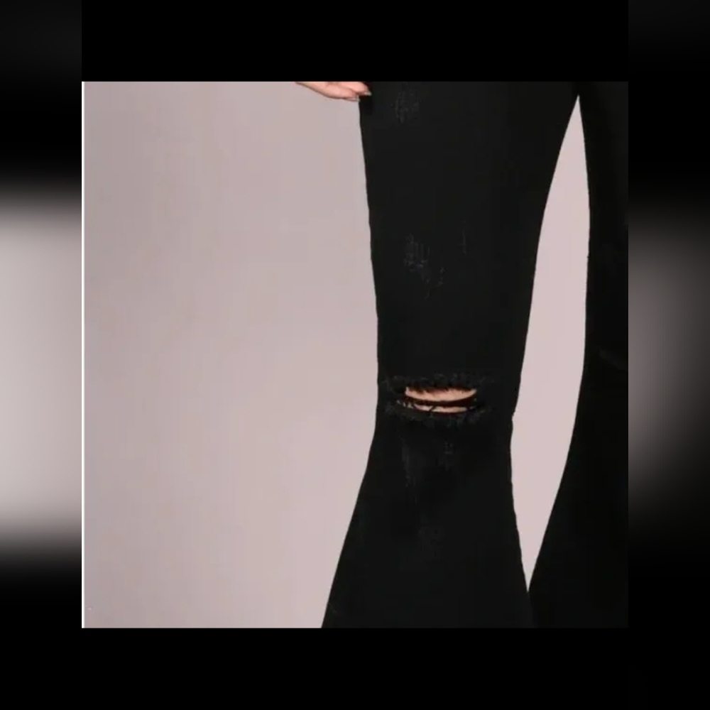 *ECRU LAB BLACK DISTRESSED SUPER FLARE LEG JEAN SZ M* - Picture 5 of 9